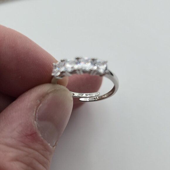 Size 7 Sterling Silver Four Cushion Cubic Zirconia Gems Ring A4006 - Picture 5 of 8